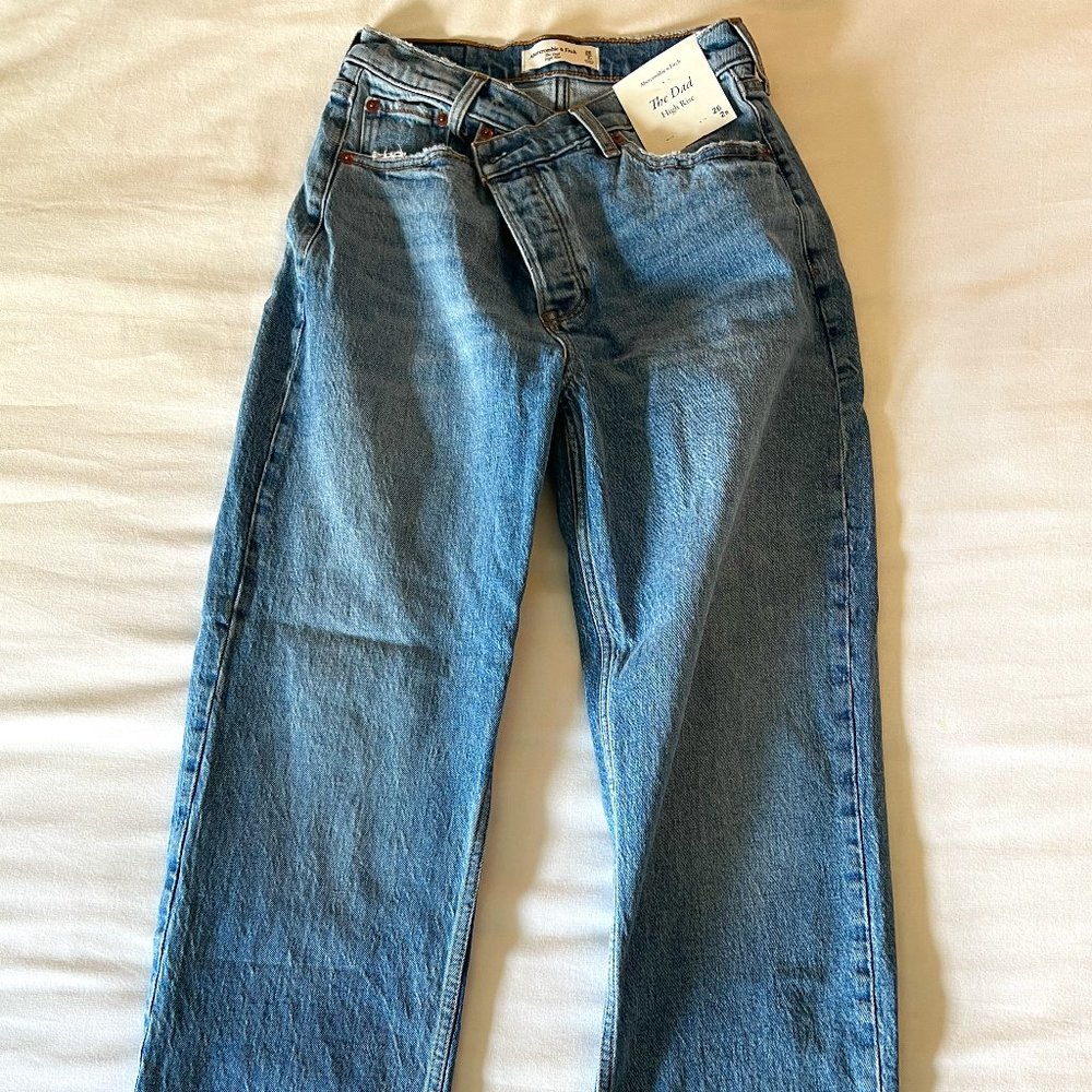 Abercrombie High Rise Jeans - Size 26